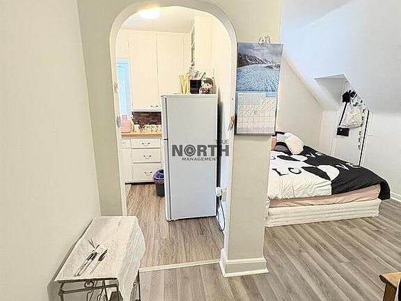 5th image of 305 4th Ave E #8