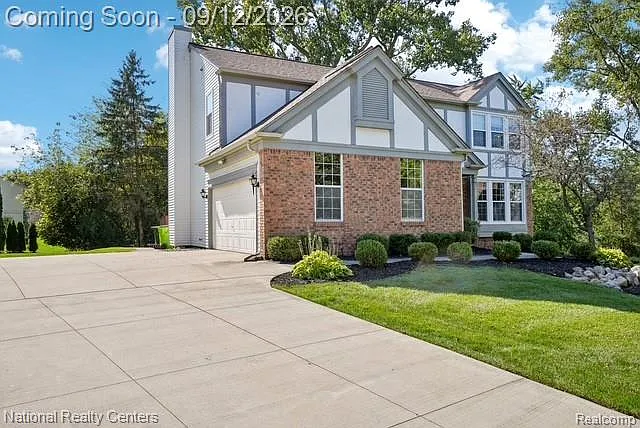 4 bed, 3.5 bath, 3200 sqft, $3,050 — Photo 3