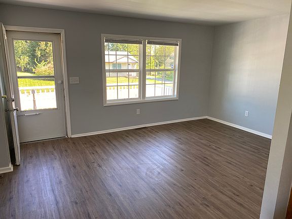 4th image of 4175 Chesford Rd