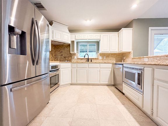 2nd image of 1416 Willow Wood Dr