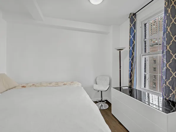 350 West 57th Street image 7 of 16