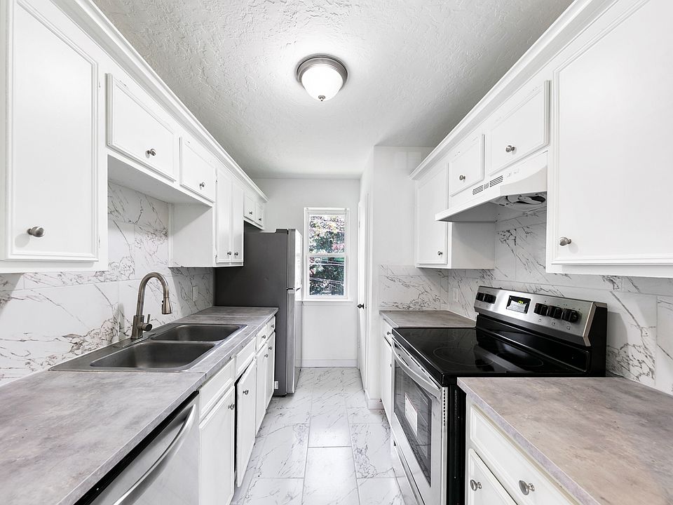 200 Hill Street Apartments 12 200 Hill St Sealy TX Zillow