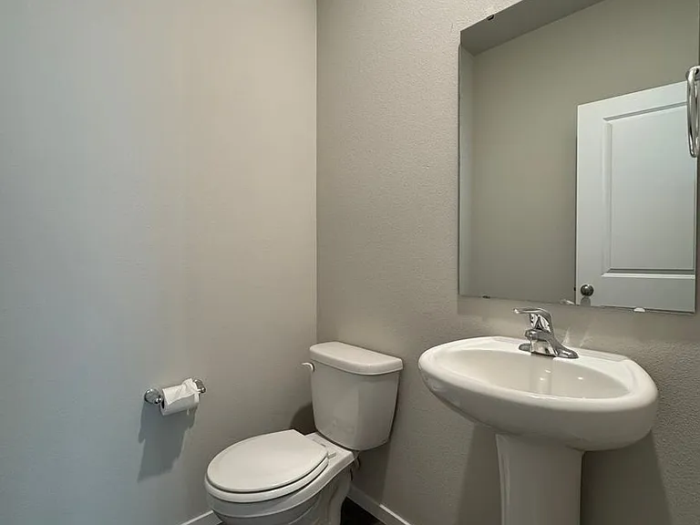 1312 Morgan Ct — Photo 6