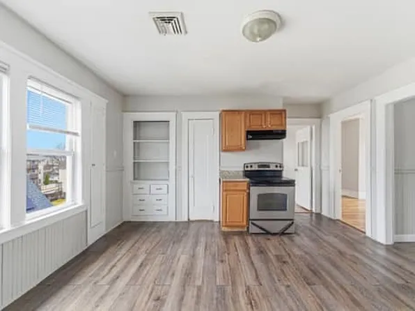 112 Harrison St, Worcester, MA