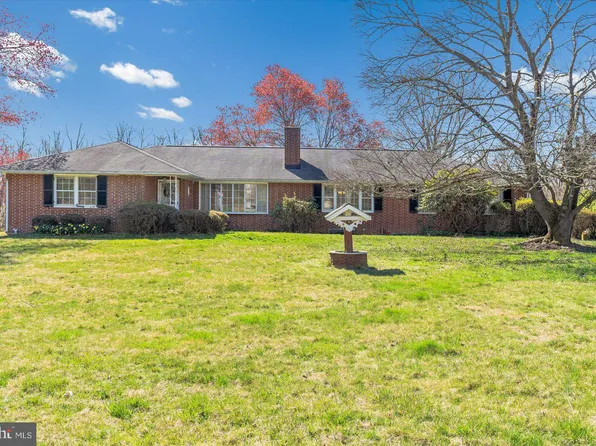10101 Shaw Dr, Woodstock, MD 21163
