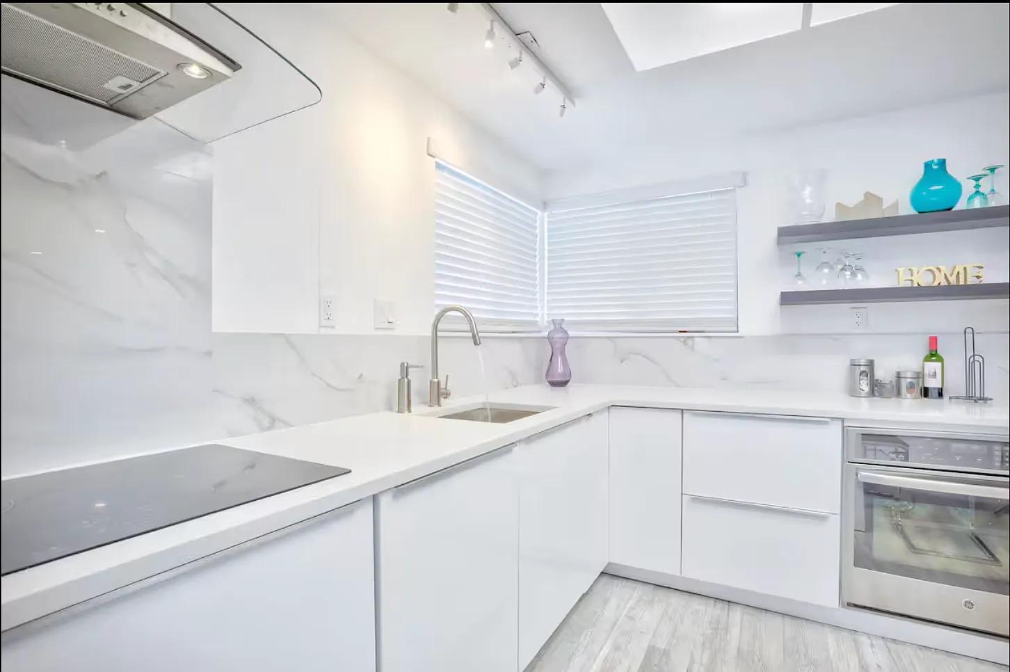 3 bed, $2,875 — Photo 2