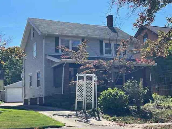 1917 Alvin Ave, Cleveland, OH 44109