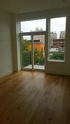 Rented by Smart NY Realty LLC | media 1