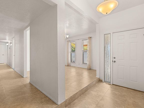 5th image of 10343 Karen Ave NE