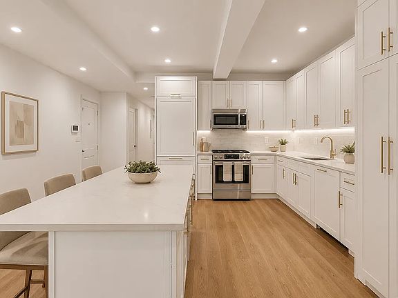 2nd image of 236 7th Ave #3A