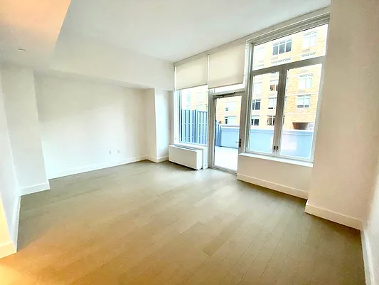 Rented by Red Apple Group | media 17