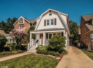 230 Central Park Ave, Wilmette, IL