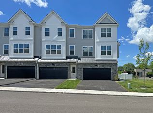 64 Becker Dr, Chalfont, PA 18914