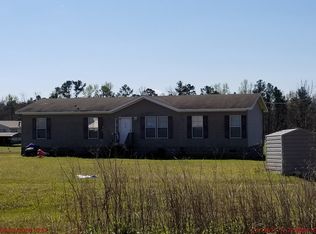 14 Silverleaf Dr, Tennille, GA 31089