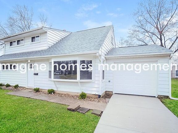 3rd image of 3010 Scott St