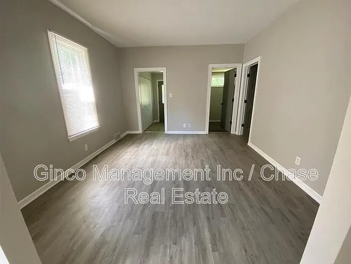 616 Vine St — Photo 10