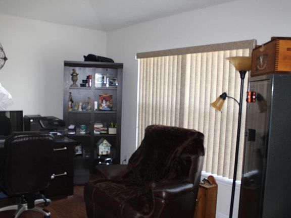 2nd image of 153 Fort Milton Dr