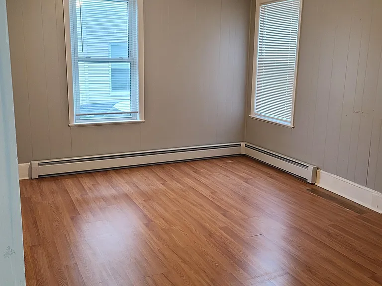 17 Stearns St #1 — Photo 6