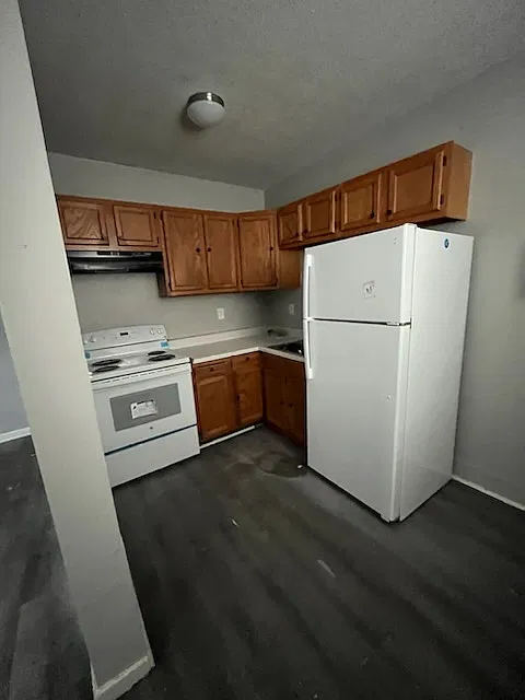 59-69 Bulkeley Ave — Photo 1