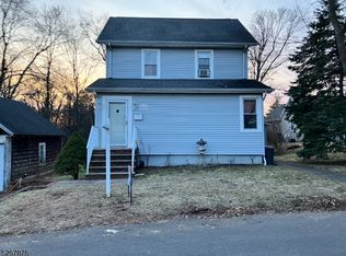 158 Norway Ln, South Plainfield, NJ