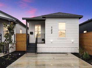 122 E 31st 1/2 St, Houston, TX 77018