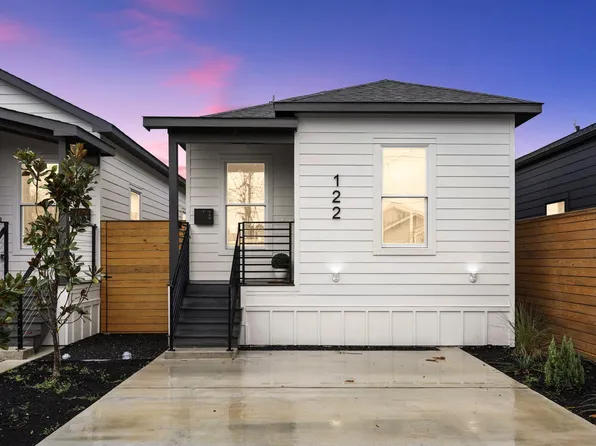 122 E 31st 1/2 St, Houston, TX 77018