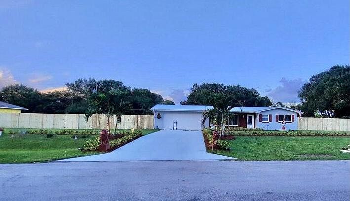 1st image of 7500 Belleair Ave