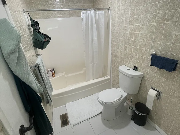 2355 Hill Ct — Photo 6