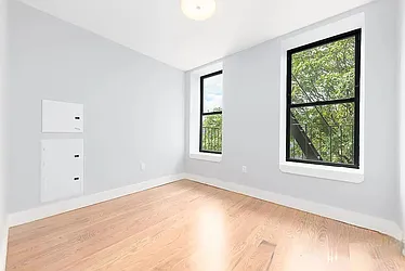 Rented by Rennit Inc.