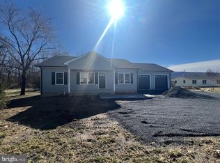 181 S Funk St, Strasburg, VA 22657