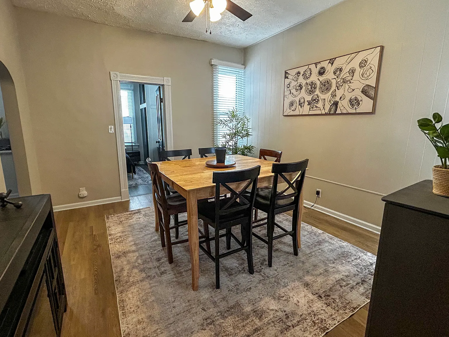 3 bed, 1100 sqft, $2,795 — Photo 3