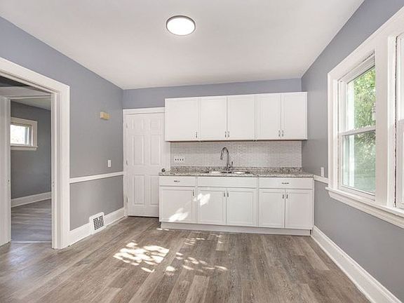 5th image of 9101 Easton Ave #Up
