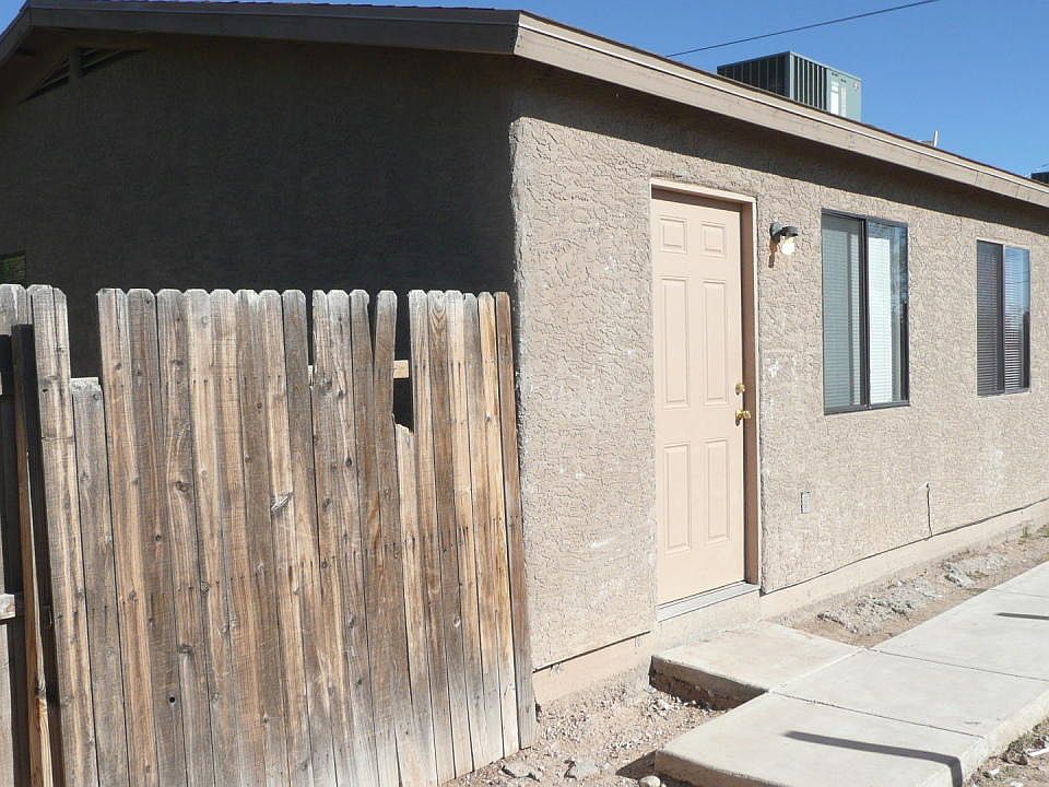 1st image of 6300 S Dunton Ave Unit 1