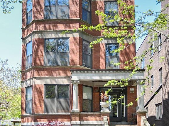 2nd image of 1116 N Wood St #9842079