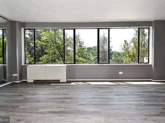 4th image of 4501 Arlington Blvd APT 331