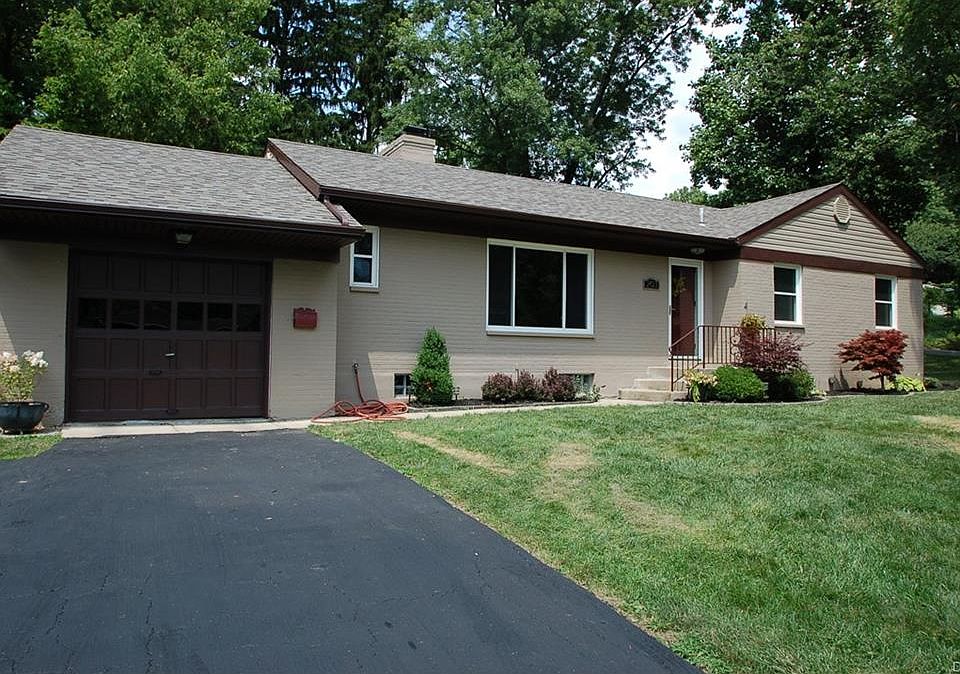 1st image of 203 Marchester Dr