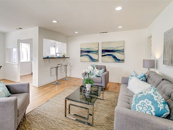 3rd image of 3749 Manhattan Beach Blvd