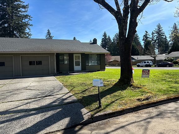 3rd image of 1305 NE 143rd Ave