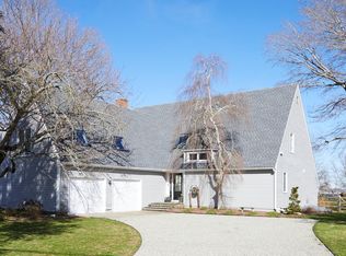 54 Cromwell Pl, Old Saybrook, CT 06475