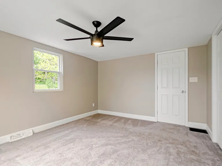 3924 Saltsburg Rd — Photo 5