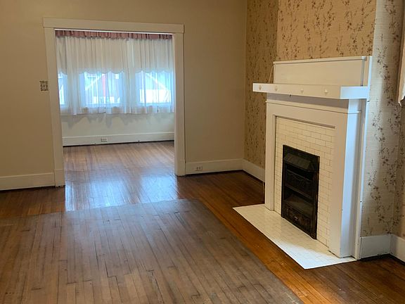 3rd image of 111 E Francis Ave #1