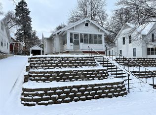 680 34th St, Des Moines, IA 50312