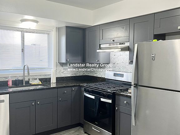 4th image of 1302 Carol St #1A