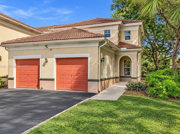 2403 Centergate Dr APT 106, Hollywood, FL 33025