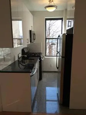 Rented by Sovereign Associates | media 9