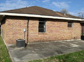 5th image of 1136 Terry St