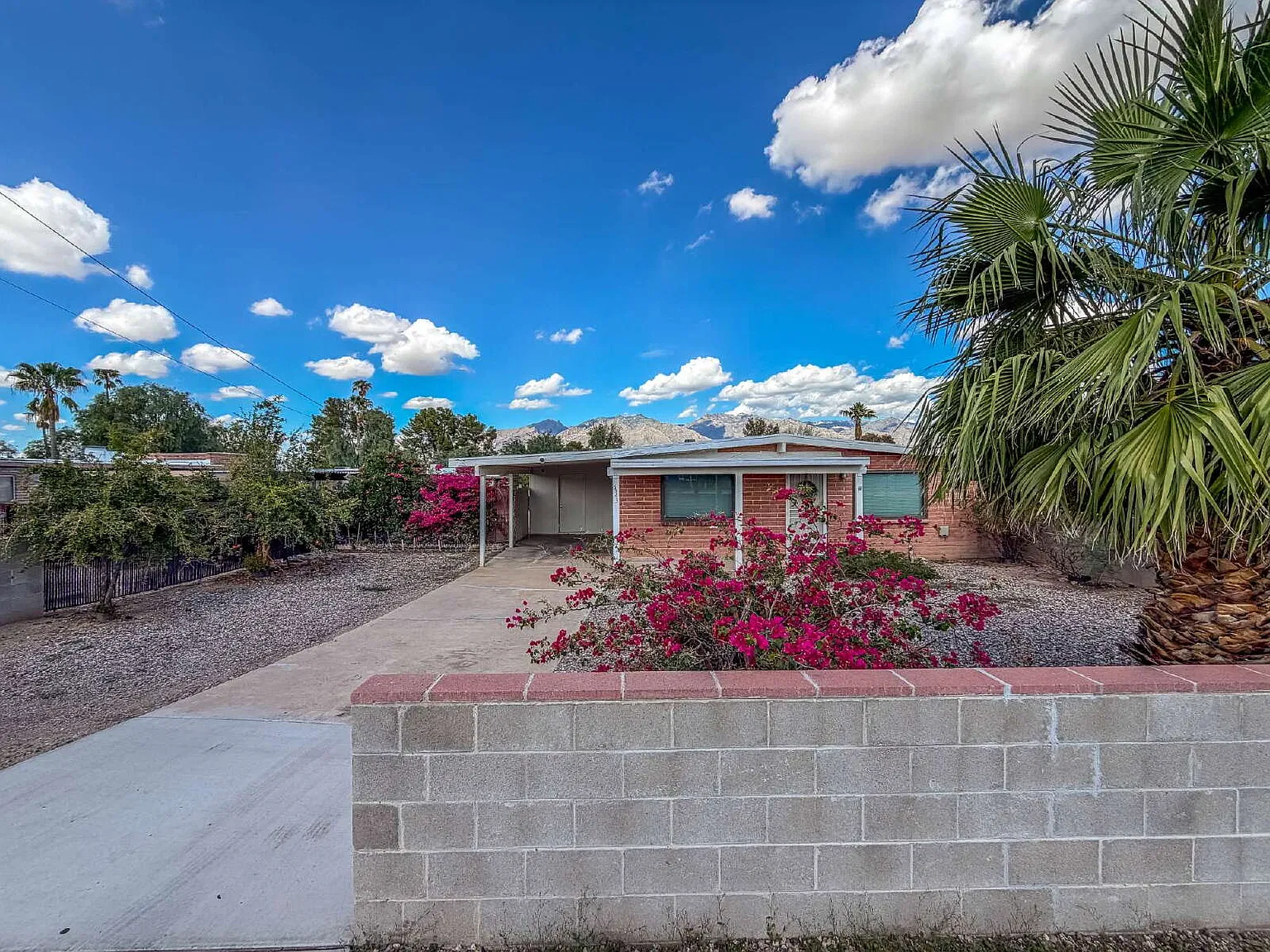 3 bed, 2.0 bath, 1158 sqft, $1,600 — Photo 1