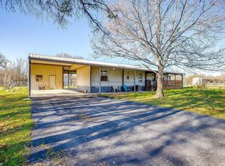 163 S Greenbriar Rd, Whitney, TX 76692