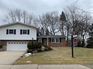 5833 Kingston Ave, Lisle, IL 60532