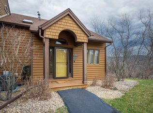 36 Creekwood Ln, Galena, IL 61036